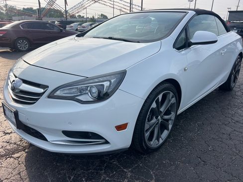 Used 2019 Buick Cascada Premium FWD image 3