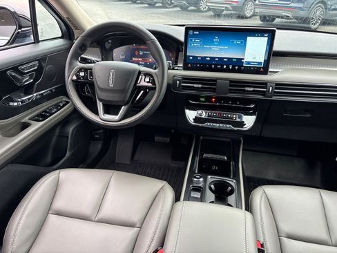 New 2025 Lincoln Corsair Premiere image 30