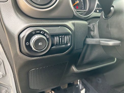 Used 2021 Jeep Wrangler Unlimited Sport image 21