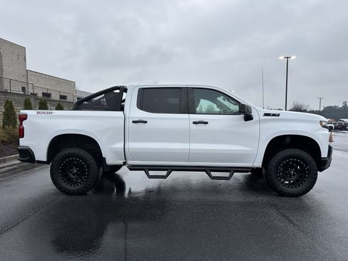 Used 2020 Chevrolet Silverado 1500 LT Trail Boss image 11