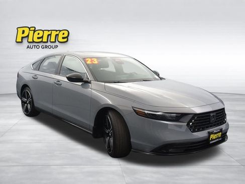 Used 2023 Honda Accord Sport image 3