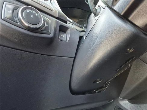 Used 2020 Ford Fusion SE FWD image 16