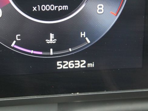 Certified 2023 Kia Carnival SX image 44