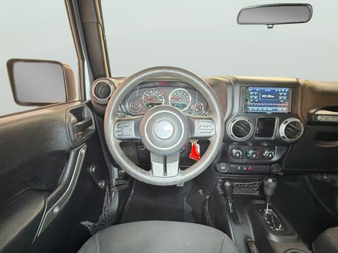 Used 2015 Jeep Wrangler Unlimited Sport AWD/4WD image 21
