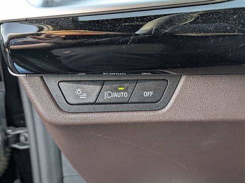 Used 2023 BMW X1 xDrive28i w/ Premium Package image 18