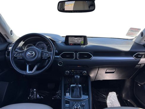 Used 2018 MAZDA CX-5 Touring w/ Preferred Equipment Package FWD image 10