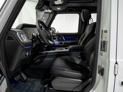 Used 2025 Mercedes-Benz G 63 AMG 4MATIC image 6