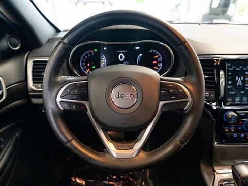 Used 2020 Jeep Grand Cherokee Altitude AWD/4WD image 14