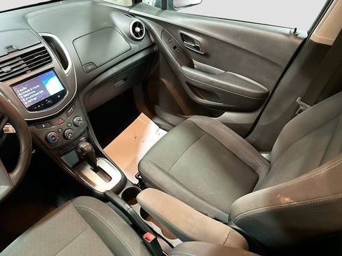 Used 2016 Chevrolet Trax LS image 22