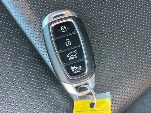 Used 2020 Hyundai Elantra GT N Line image 28