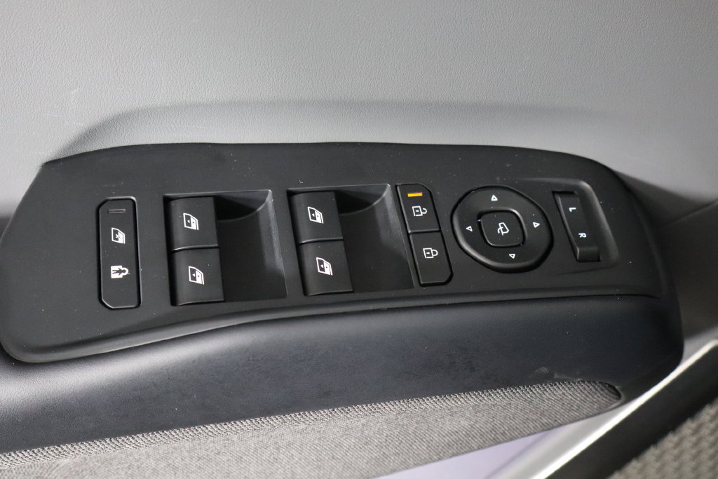Used 2024 Kia EV9 Land AWD/4WD image 23
