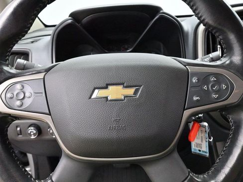 Used 2018 Chevrolet Colorado Z71 AWD/4WD image 18