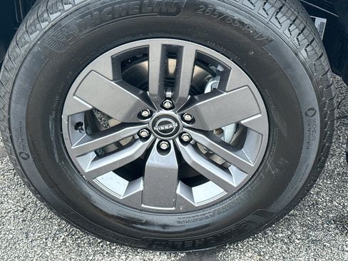 New 2026 Nissan Frontier SV AWD/4WD image 8