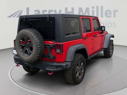 Used 2017 Jeep Wrangler Unlimited Rubicon AWD/4WD image 4