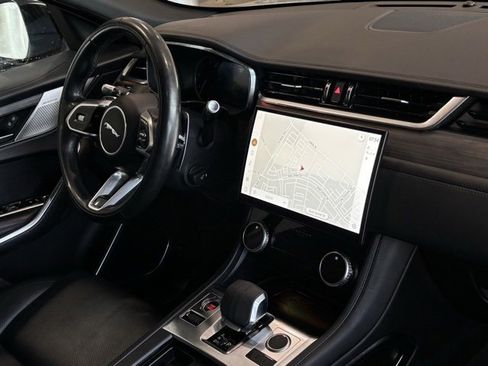 Used 2021 Jaguar F-PACE S image 34
