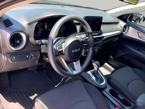 Used 2023 Kia Forte LXS FWD image 18