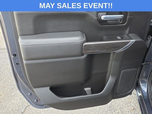 Used 2022 Chevrolet Silverado 1500 LTZ AWD/4WD image 37