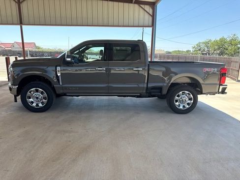 New 2026 Ford F250 Lariat w/ Lariat Ultimate Package AWD/4WD image 4