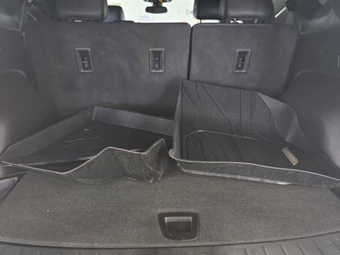 Used 2024 Chevrolet Blazer Premier w/ Enhanced Convenience Package FWD image 14