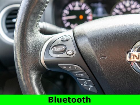 Used 2019 Nissan Pathfinder SL image 22