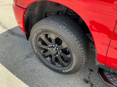 Used 2024 RAM 2500 Big Horn w/ Night Edition AWD/4WD image 20