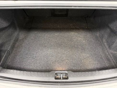 Used 2023 Volvo S60 B5 Plus image 23