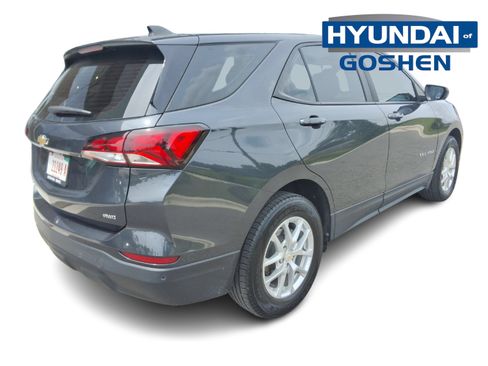 Used 2022 Chevrolet Equinox LS AWD/4WD image 9