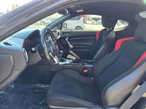 Used 2016 Scion FR-S RWD image 19
