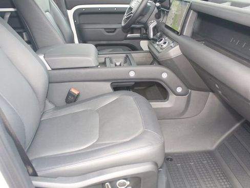 Used 2024 Land Rover Defender 130 Outbound image 3