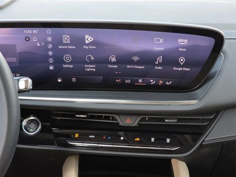 Used 2025 Buick Envision Preferred image 19