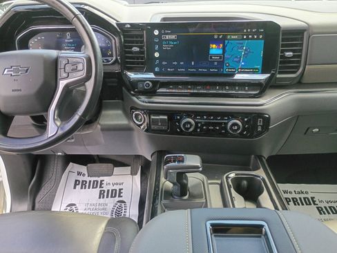 Used 2022 Chevrolet Silverado 1500 ZR2 AWD/4WD image 12