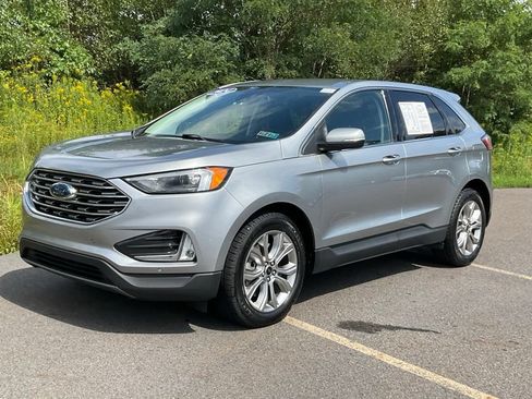 Certified 2024 Ford Edge Titanium AWD/4WD image 30
