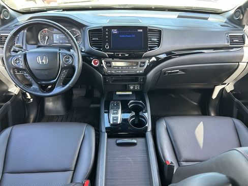 Used 2022 Honda Ridgeline Black Edition image 12