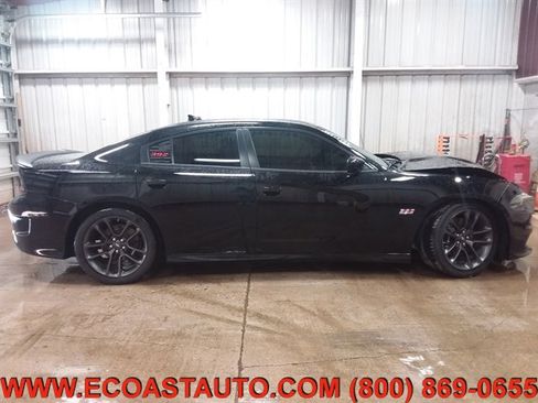 Used 2020 Dodge Charger Scat Pack image 6