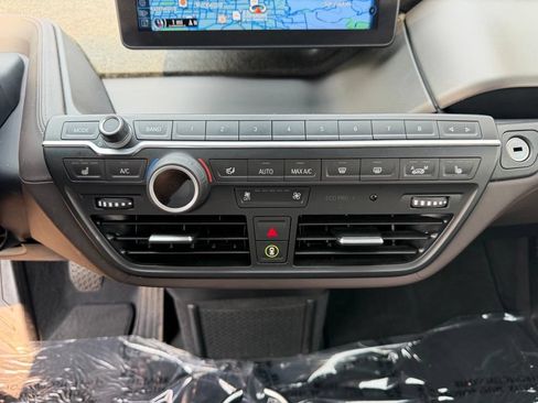 Used 2014 BMW i3 RWD image 24