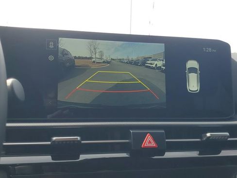 New 2026 Kia Sportage LX FWD image 21