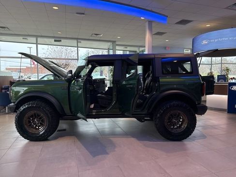 New 2025 Ford Bronco Badlands image 24