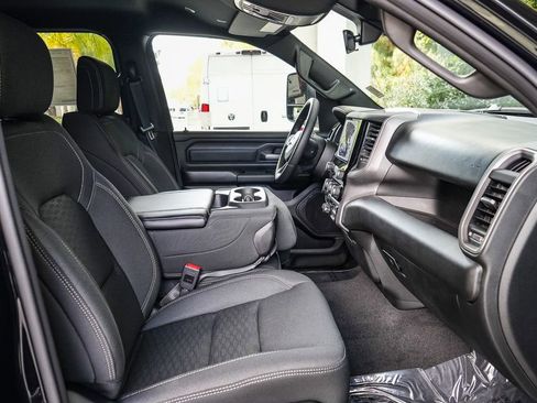 New 2026 RAM 1500 Express image 17