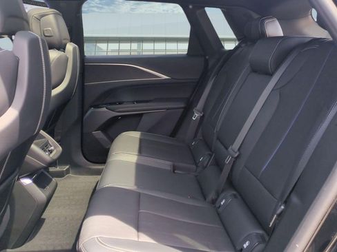 Certified 2024 Cadillac Lyriq Sport RWD image 22