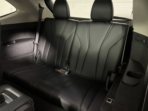 Used 2023 Acura MDX FWD w/ Technology Package image 26