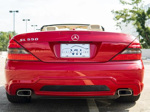 Used 2011 Mercedes-Benz SL 550 image 29