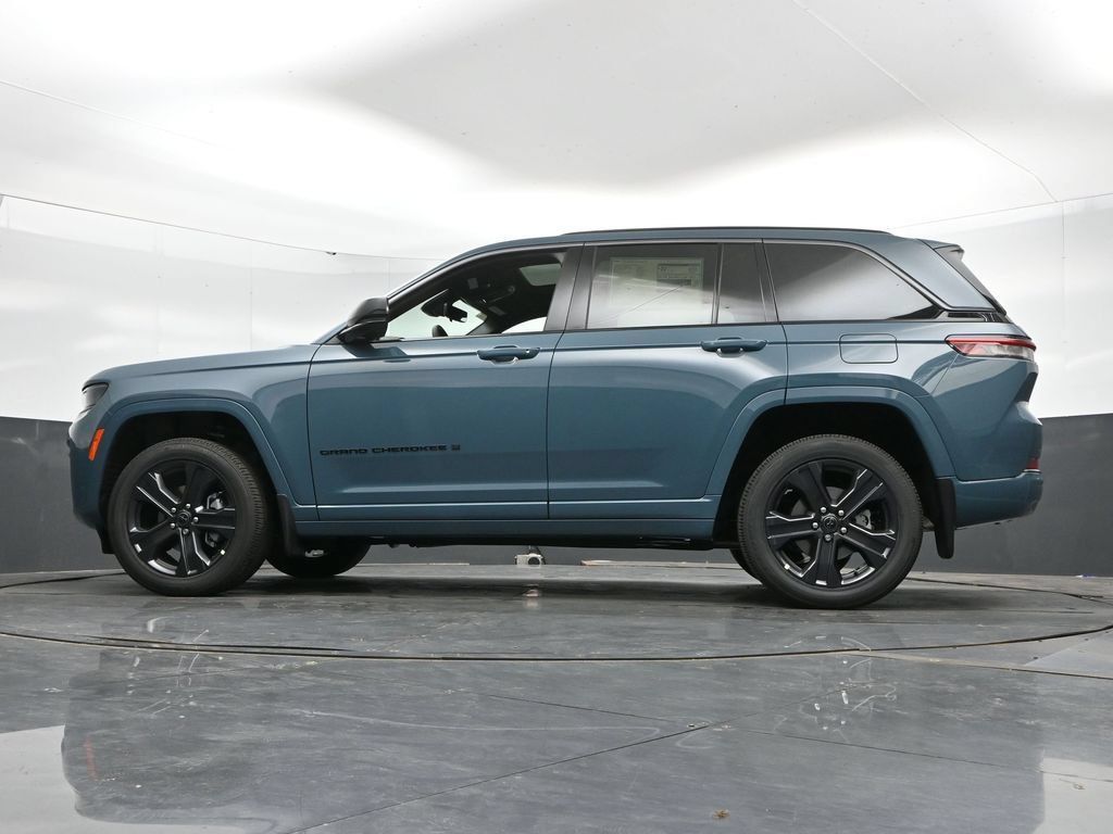 New 2027 Jeep Grand Cherokee Limited AWD/4WD image 49
