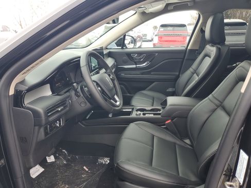 New 2026 Lincoln Corsair Premiere image 12