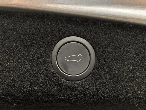 Used 2025 Tesla Model 3 Long Range image 32