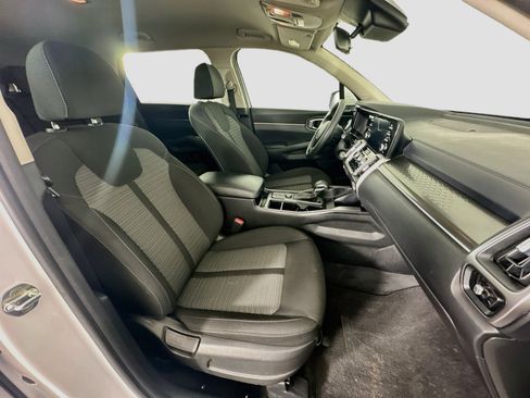 Used 2022 Kia Sorento LX AWD/4WD image 30
