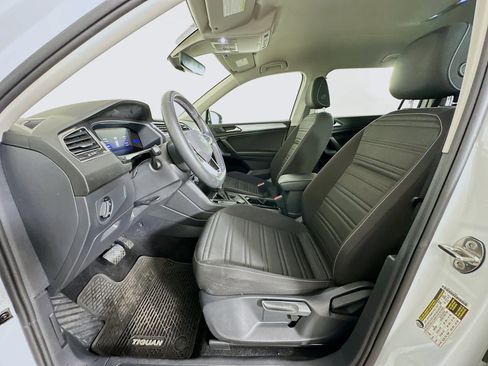 Used 2022 Volkswagen Tiguan S image 13