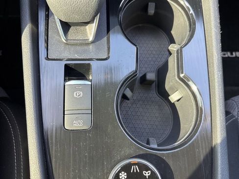 Used 2021 Nissan Rogue SV image 22