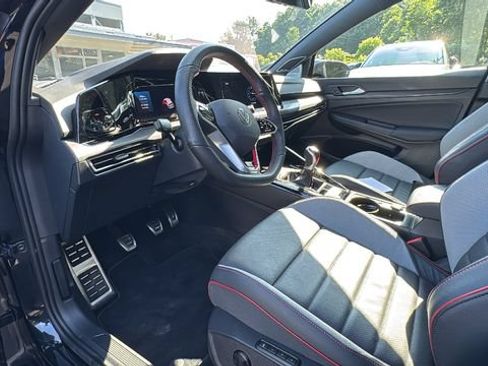 Used 2024 Volkswagen GTI SE FWD image 16