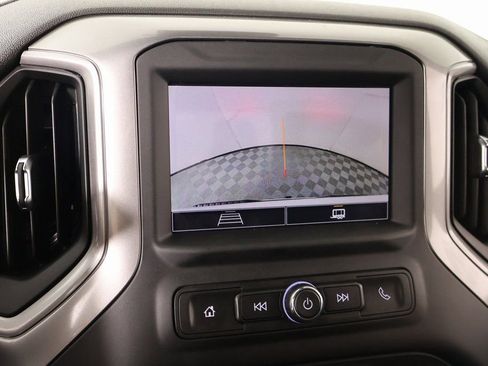 Used 2024 Chevrolet Silverado 1500 Custom image 6