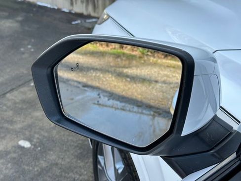 Used 2021 Hyundai Palisade Limited image 15